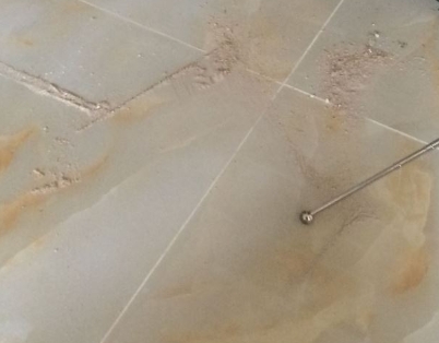 迪庆瓷砖空鼓维修公司分享粘合剂选择不当在瓷砖铺贴过程中可能导致以下问题